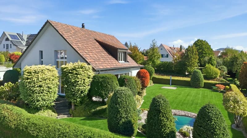 Gepflegtes 5.5 Zimmer Einfamilienhaus mit Traumgarten in Rünenberg (13)