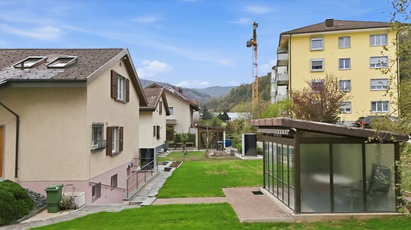 Teilsaniertes Einfamilienhaus mit Terrasse und Garten, nahe Olten (12)
