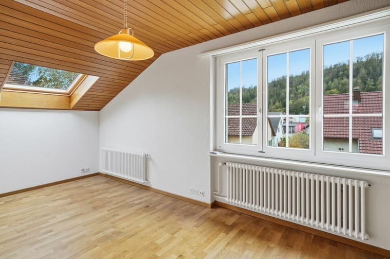 Teilsaniertes Einfamilienhaus mit Terrasse und Garten, nahe Olten (7)