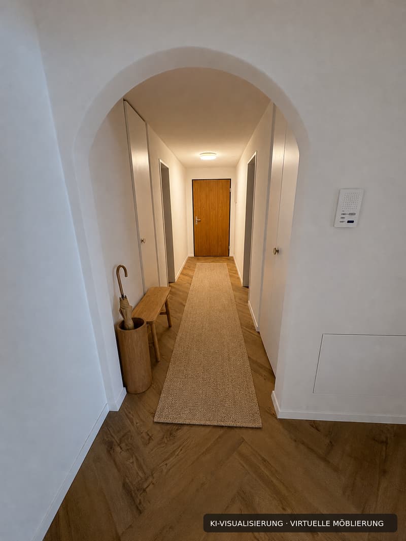 Renovierte 4.5-Zimmer-Dachwohnung mit Cheminée, Lift und Weitblick (16)