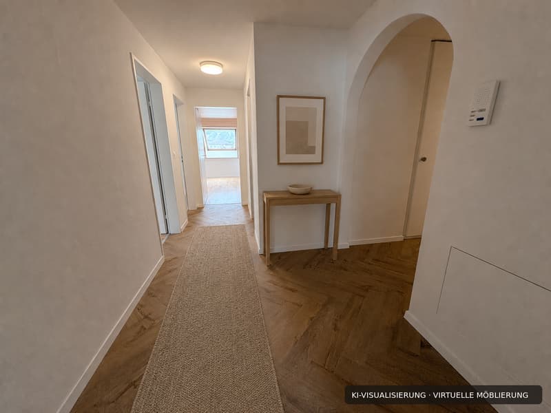 Renovierte 4.5-Zimmer-Dachwohnung mit Cheminée, Lift und Weitblick (14)
