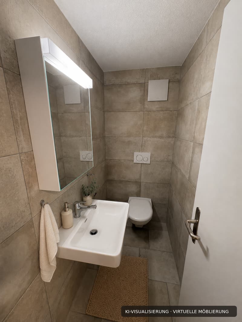 Renovierte 4.5-Zimmer-Dachwohnung mit Cheminée, Lift und Weitblick (13)