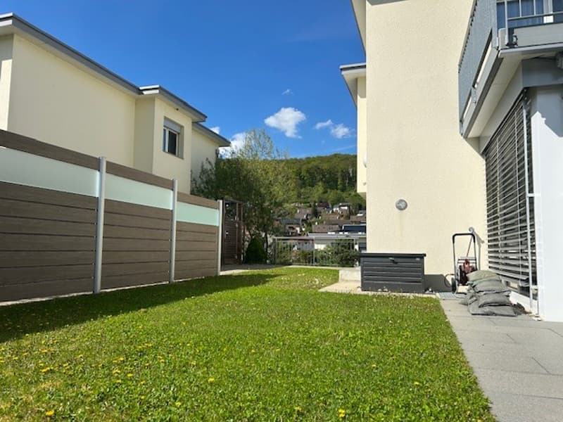 Modernes Minergie-Doppeleinfamilienhaus in ruhiger Lage von Frenkendorf (21)