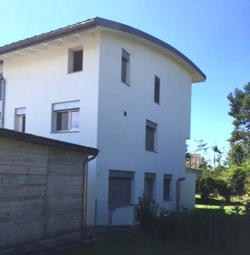 Charmante 4.5-Zimmer-Maisonette-Wohnung in Düdingen (2)