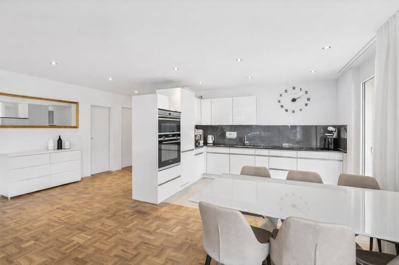 Moderne 5.5 Zimmer-Attikawohnung in Herisau (4)