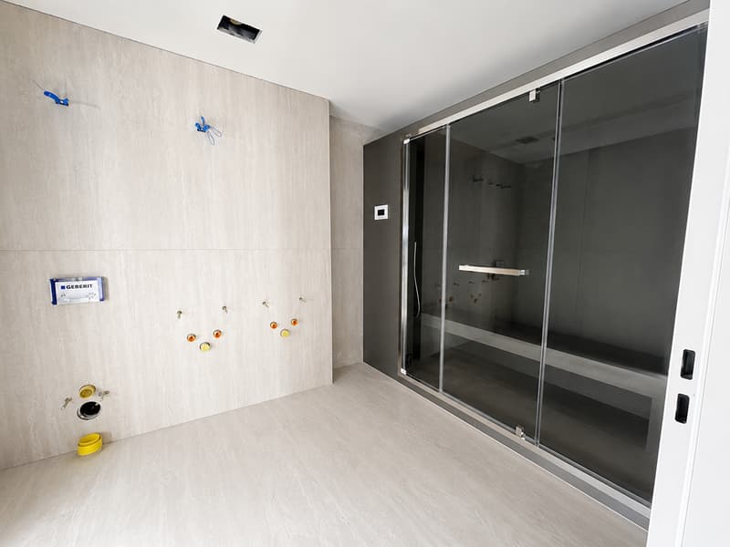 Luxus pur – Exklusive 4.5-Zimmer-Terrassenwohnung in Rothrist (2)