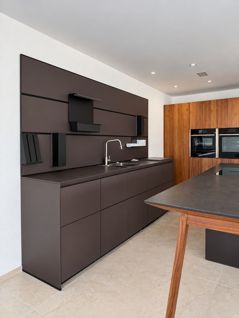 Exklusive 4.5-Zimmer-Terrassenwohnung mit Weitsicht und ultraluxuriösem Ausbau (5)