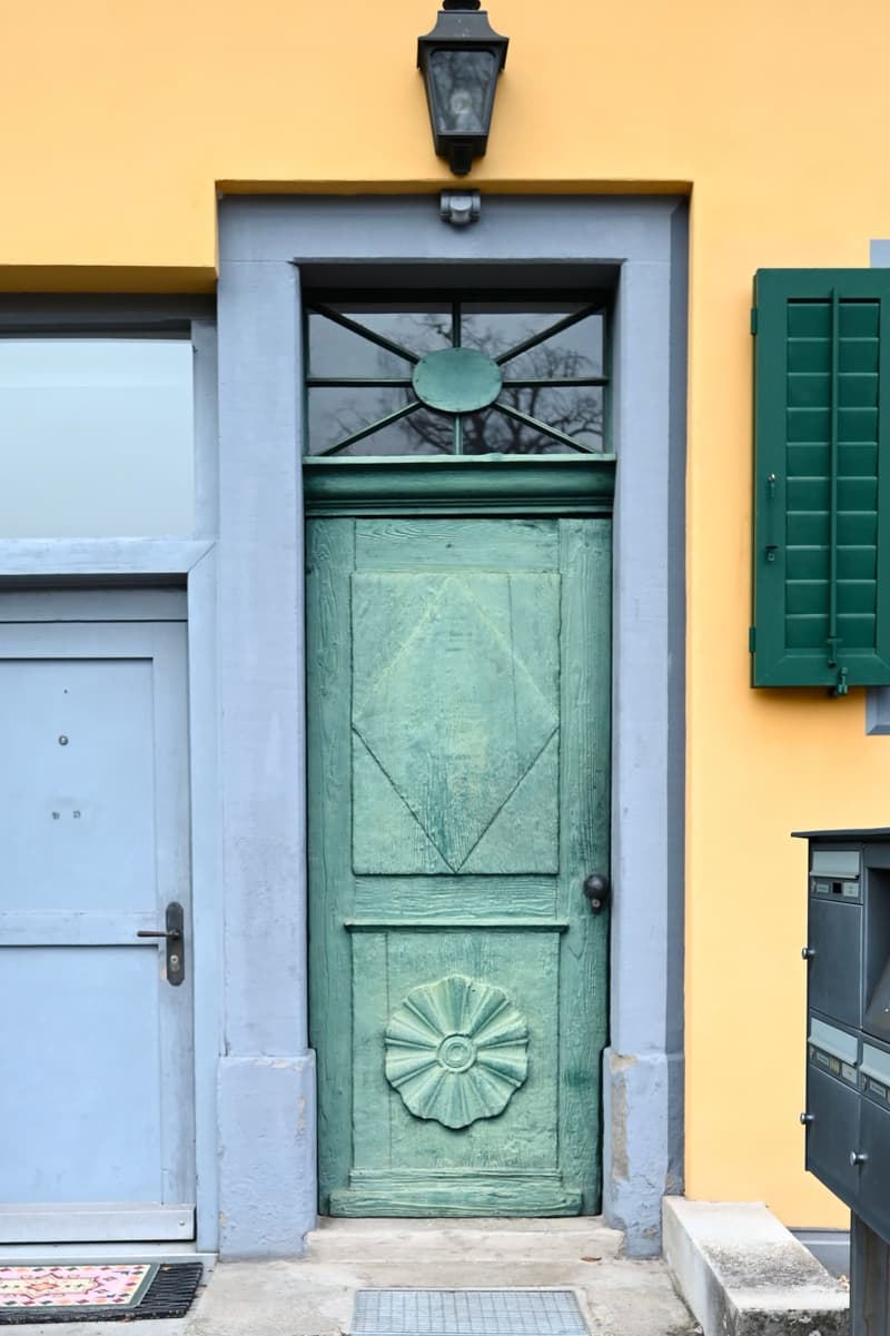Historische Eingangstüre