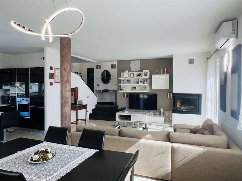 Villa in vendita a Marchirolo (11)
