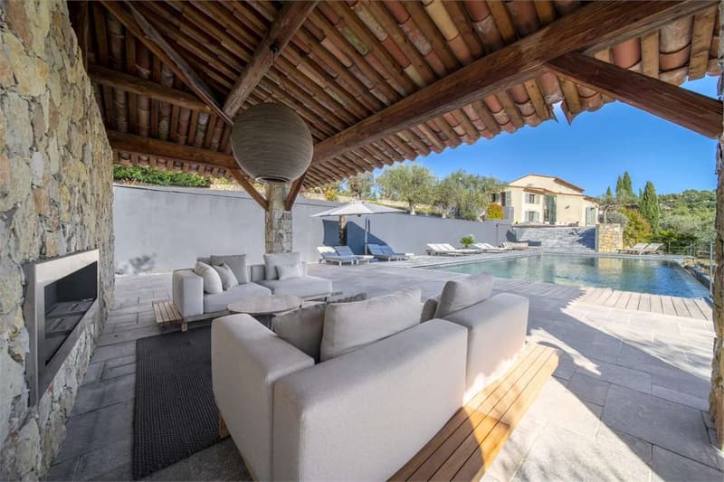 Incantevole casa di campagna con vista panoramica. (7)