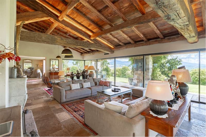SPLENDIDO CASALE PROVENZALE CON VISTA PANORAMICA. (7)