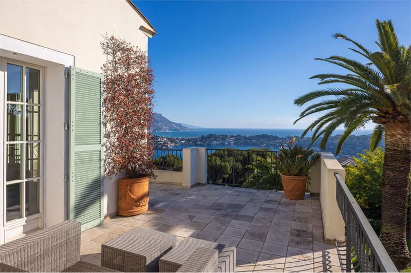 Villa affacciata sulla baia di Villefranche (12)
