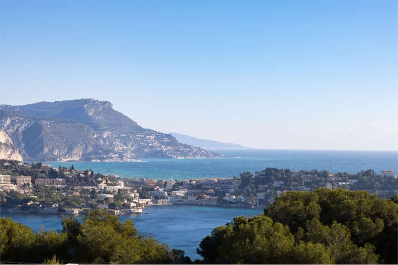 Villa affacciata sulla baia di Villefranche (2)