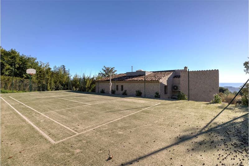 Villa neoprovenzale con magnifica vista sul mare (8)