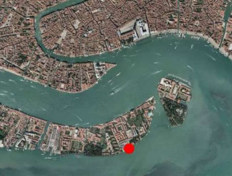 Splendido loft con vista sulla laguna (11)
