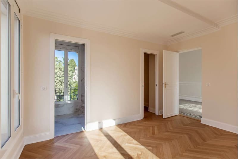 Splendida casa borghese Nizza porto (12)