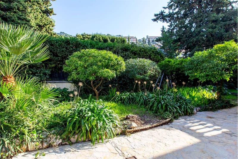 Splendida casa borghese Nizza porto (13)
