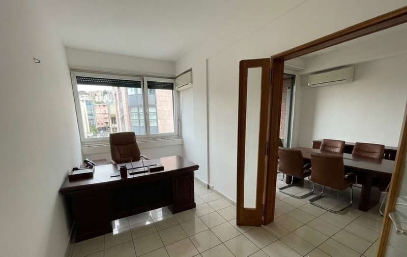 Affittiamo spazio commerciale Lugano Centro (7)