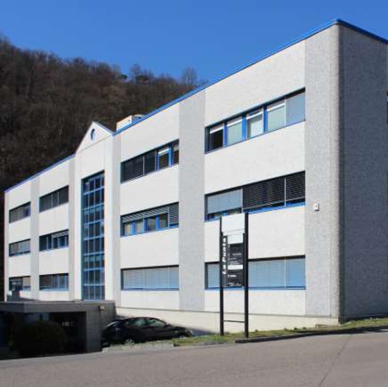 Affittasi Open Space commerciale manno (4)