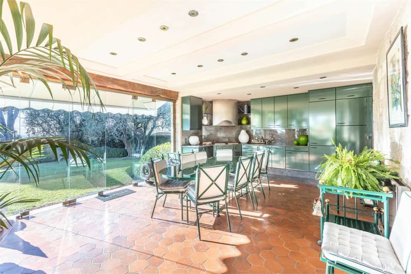 Prestigiosa Villa in Pietra da Taglio - Quartiere residenziale di Fabr (10)