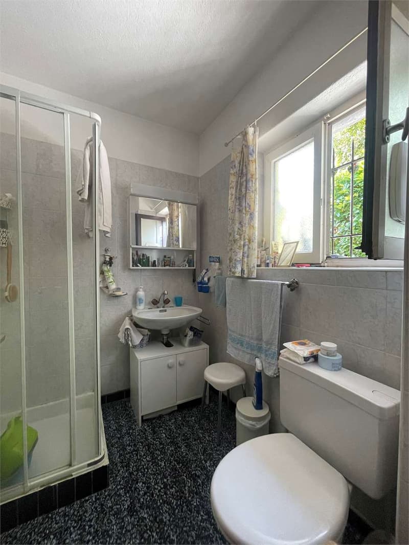 Casa Bifamiliare con Splendida Vista Lago a Carona (9)