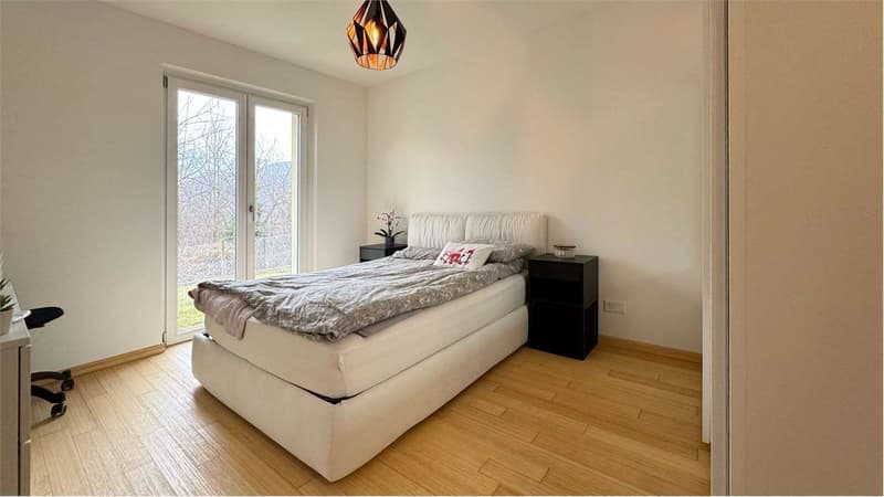 Appartamento in vendita da 2.5 locali con giardino privato (6)