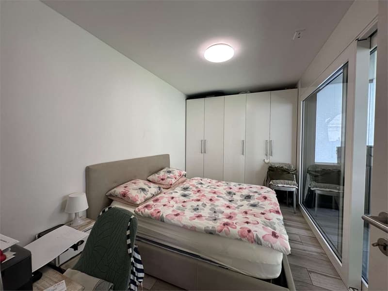 Raffinato appartamento 3.5 locali con giardino privato a Sorengo (9)