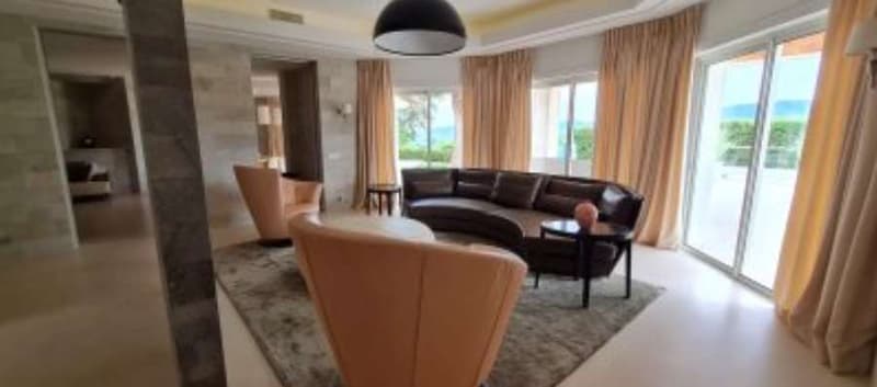 Mougins in un prestigioso golf club, lussuosa villa (6)