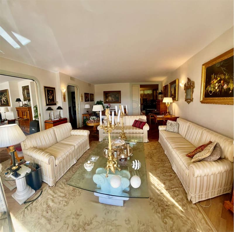 Prestigioso appartamento duplex con terrazza e meravigliosa vista lago (4)
