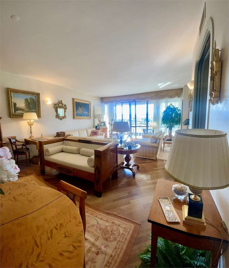 Prestigioso appartamento duplex con terrazza e meravigliosa vista lago (3)