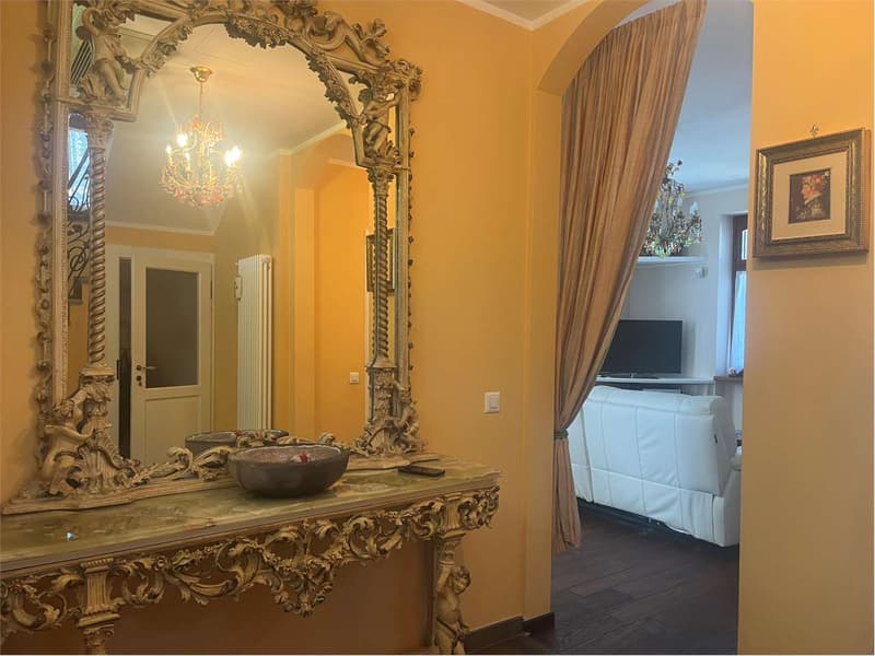 Balerna splendida villa con piscina (8)