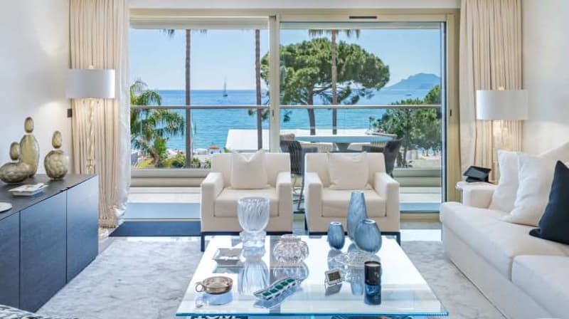 Cannes Croisette appartamento con vista mare (2)