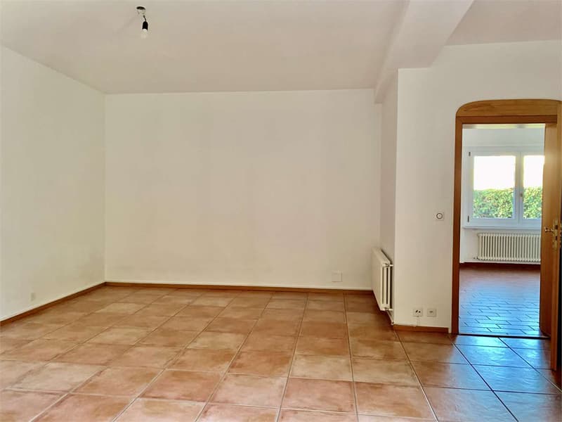 2 mensilità gratuite! Appartamento di 4.5 locali con giardino privato (6)