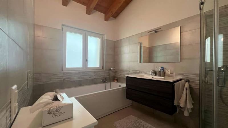 Porzione di casa bifamiliare in VENDITA, 4.5 locali (5)