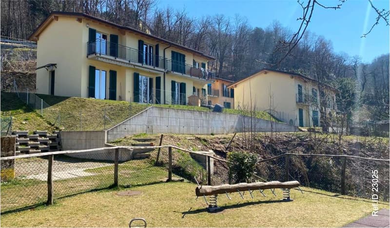 Porzione di casa bifamiliare in VENDITA, 4.5 locali (11)