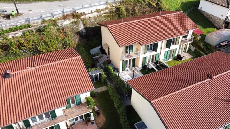 Porzione di casa bifamiliare in VENDITA, 4.5 locali (8)