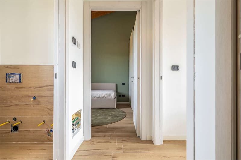 Elegante Villa a schiera con Giardino Privato - Nuova Residenza Robila (7)