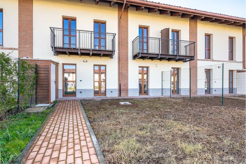 Elegante Villa a schiera con Giardino Privato - Nuova Residenza Robila (5)