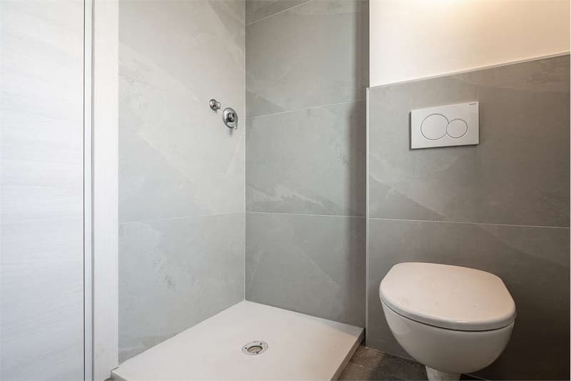 Elegante Villa a schiera con Giardino Privato - Nuova Residenza Robila (12)