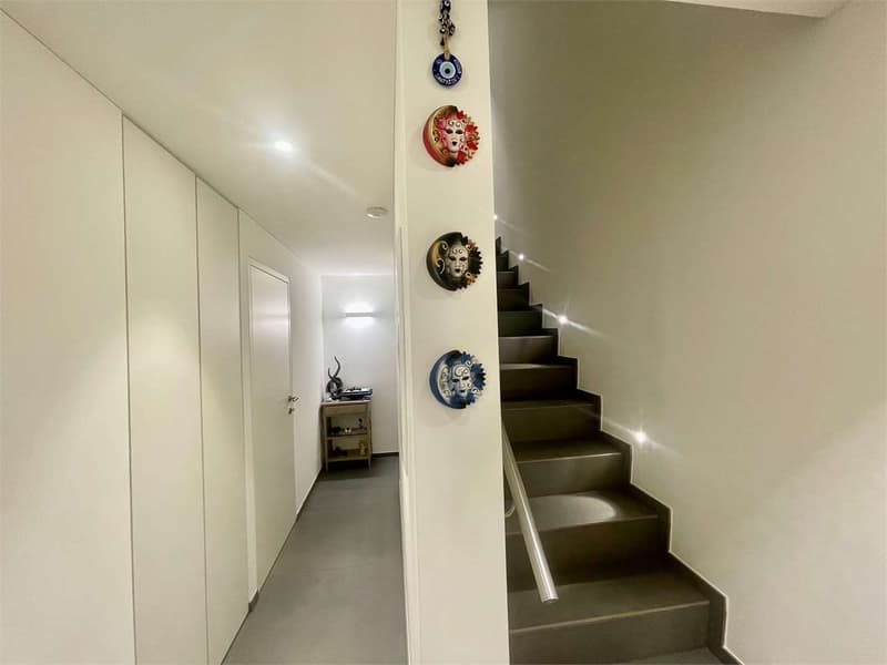 Villa unifamiliare moderna con vista aperta a Origlio (8)