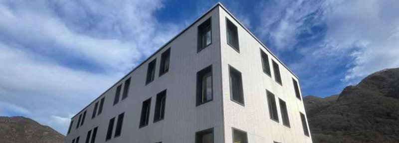 Affittasi spazio commerciale/uffici - Mezzovico (2)