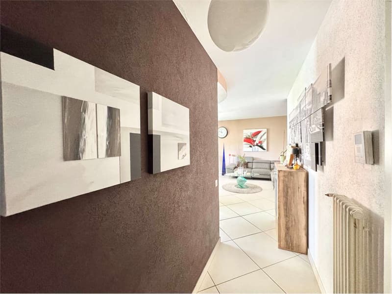 Luminoso appartamento 3.5 a Paradiso in zona residenziale (5)