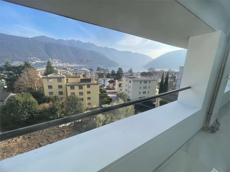 Duplex in affitto a Melide con vista lago e ampio balcone (2)