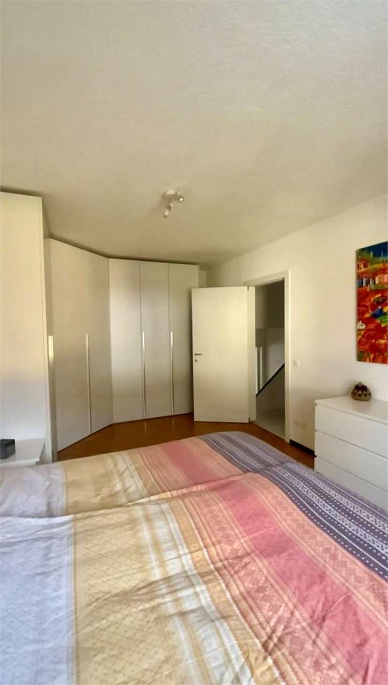 Morbio Inferiore - Villa di testa con giardino, luminosità e privacy (10)