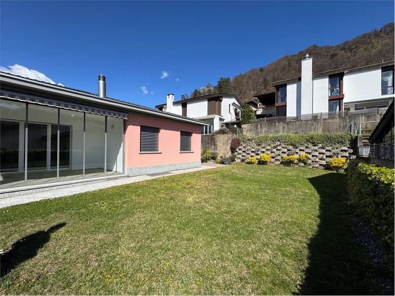 Villa 5.5 locali a Collina d'oro con vista lago mozzafiato (7)
