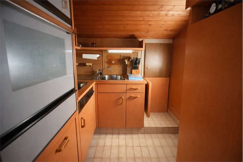 Vendesi casa singola Vezia-Posizione strategica (4)