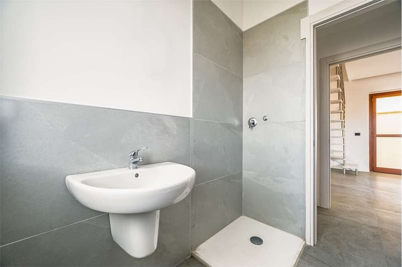 Villa a schiera con Giardino Privato di 170mq - Nuova Residenza Robila (11)