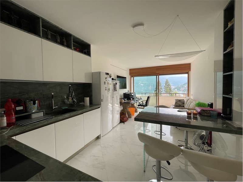 Esclusivo appartamento di lusso con vista mozzafiato sul Lago di Lugan (2)