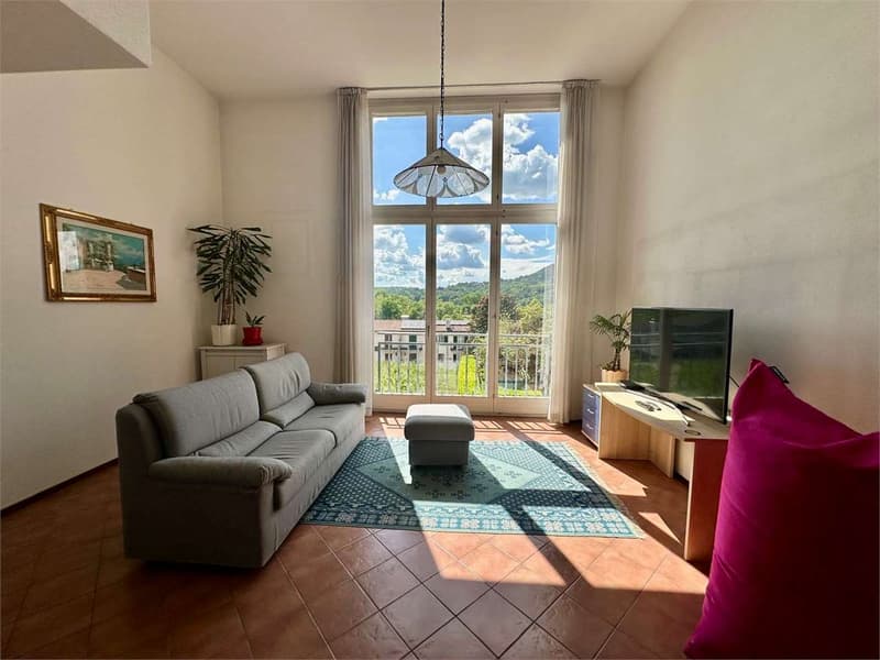 Casa nel verde a Seseglio con splendida vista aperta (1)