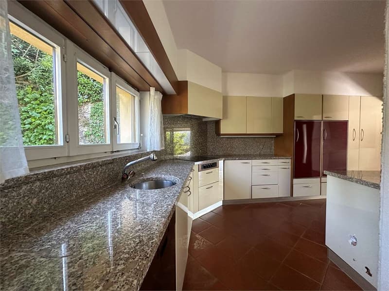 Splendida Villa Unifamiliare con piscina a Morbio Inferiore, in esclus (8)